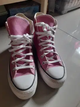 Sepatu Converse Pink size 36