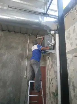 Jasa service ac tambah freon service pompaair kulkas Dan bongkarpasang