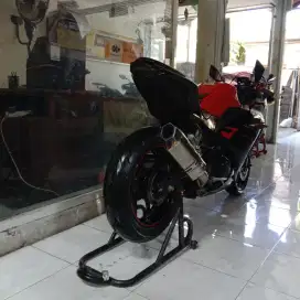 Ninja fi thn. 2015 cash. /Kredit Bali dharma motor