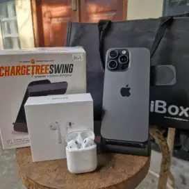 Iphone 15 Pro Max 512 GB + Airpod + Wireless Charger