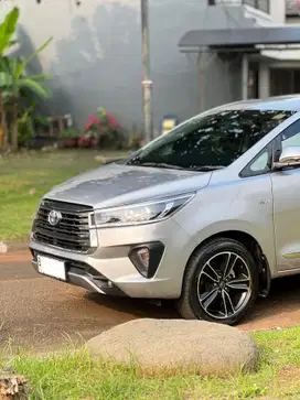 Toyota Kijang Innova reborn V luxury 2021 Bensin