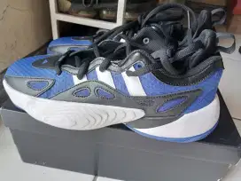 Dijual Sepatu Adidas kondisi baru UK 431/3,insole 27.5 ORI Rp.700000