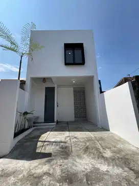 RUMAH MURAH, SIAP HUNI 6 MENIT DARI MALL AMPLAZ JOGJA