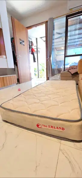 [Preloved] Kasur The Erland in Box Luxury Edition | 200 x 90 x 20 cm