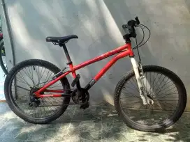 Wimcycle dragster 24' dg 6sped Shimano. Ttambah speda bisa jg
