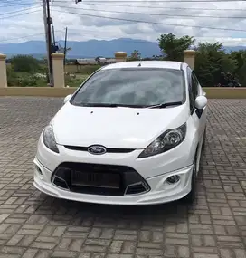 Ford fiesta super istimewa tiada duanya