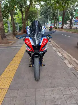 CASH KREDIT DP MINIM 1.500 YAMAHA R 15 CONNECTED THN 2023 PAJAK IDUP