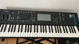 Synthesizer Yamaha MODX6+