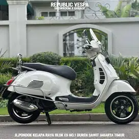 PIAGGIO VESPA GTS 4V IGET 150 ABS TH 2019 WARNA PUTIH PERFECT CONDITIO