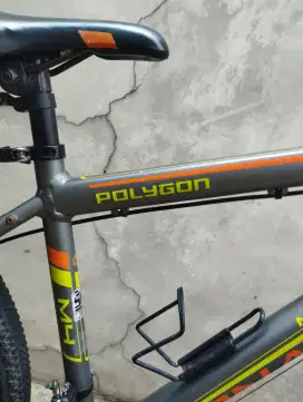 Di jual Butuh sepeda Poligon
