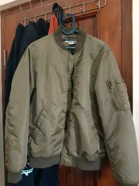 Boomer Jacket H&M size M luar(besar)