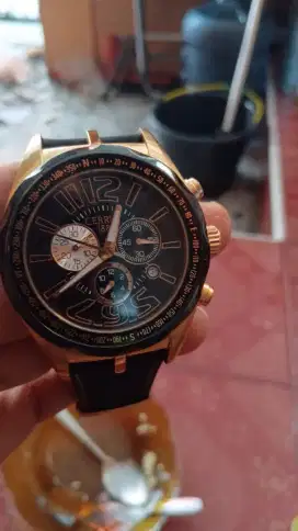 Jam Tangan merk CERRUTI 1881