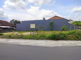 DIJUAL TANAH LUAS DEKAT LOTTEMART DI MAGUWOHARJO
