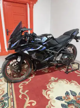 Dijual Cepat Ninja RR SE 2015