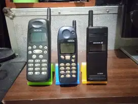 Nokia dan Ericson jadul mati/buat display