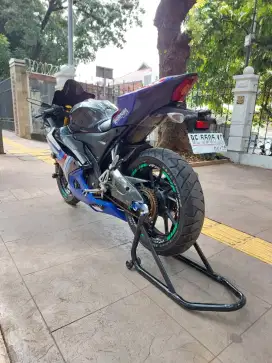 CASH KREDIT DP MINIM 1.500 YAMAHA R 15 CONNECTED THN 2023 PAJAK IDUP