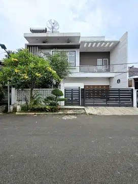 Rumah Modern With Private Pool Di Cipinang Kebembem Jakarta Timur