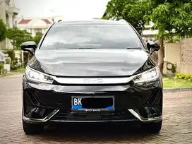 BYD M6 Captain Seat Tahun 2024