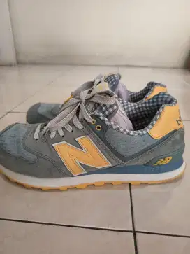 Sepatu New Balance 574