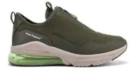 Sepatu Sneaker Pria