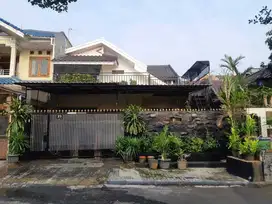 Rumah Puri Cinere dijual Nego