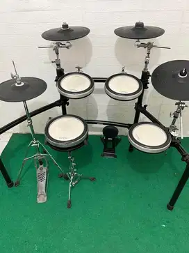 Drum electric yamaha dtx 750 barter tt