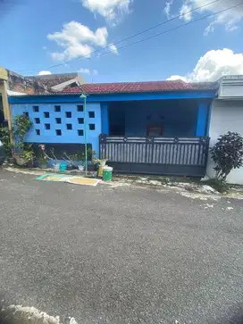 menjual rumah sertifikat hak milik