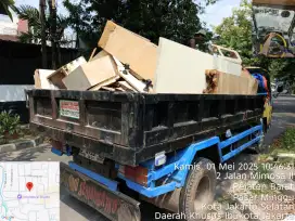 Jasa buang puing sampah dan pengurugan