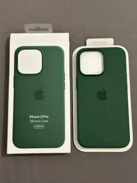 CASE IPHONE 13 PRO APPLE MAGSAFE SILLICONE GREEN