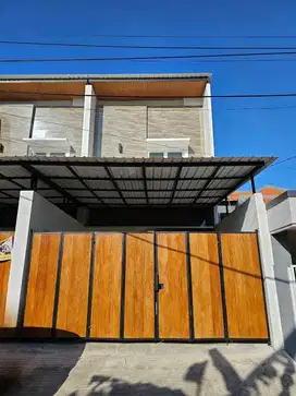 DiJual 2 Unit Rumah New Gress Rungkut Asri Utara