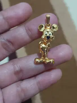 Liontin Mickey Mouse