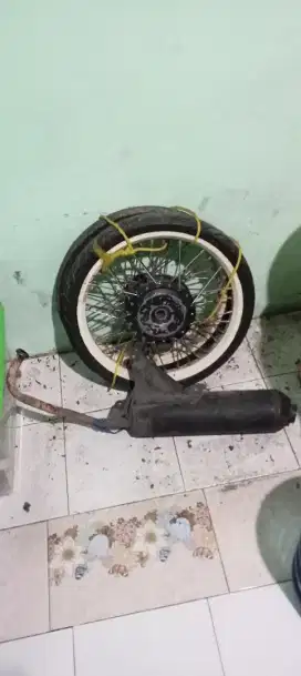 Knalpot bobokan dan pelek