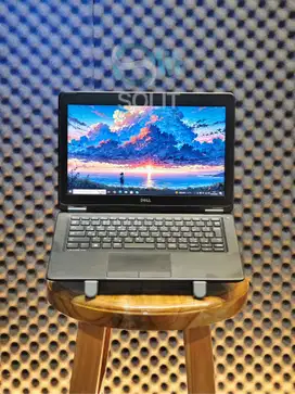 LAPTOP 2JTAN CORE i7 NGEBUT BUAT SEKOLAH KULIAH KERJA BERAT!!