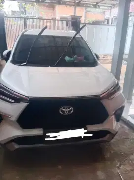 Dijual cepat toyota veloz type q TSS CVT tahun 2022 akhir