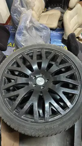 Jual sepaket velg R22 dan R20 replika Kahn