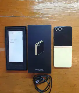 Samsung Z Flip 6 mulus