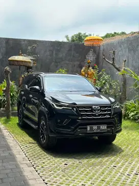 FORTUNER 2022 VRZ GR 2.8 MATIC DIESEL LOW KM