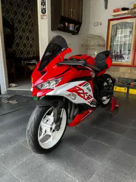 ZX25 R warna merah putih