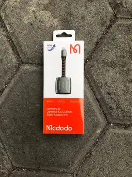 MCDODO Converter Lightning to Lightning & Jack 3.5mm Audio Adapter
