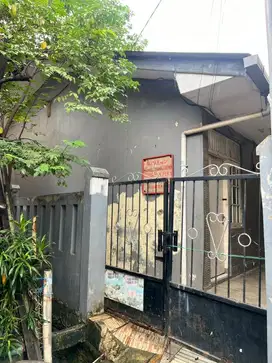 Jual Rumah Kontrakan 5 Pintu
