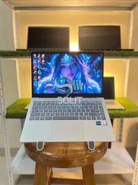 Laptop EditingHP 14s ep1009TU, Tipis, Cepat, Cocok Buat Kuliah & Kerja