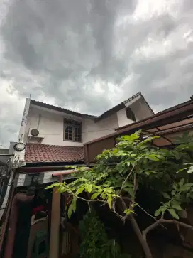 Rumah SHM Cempaka Putih Tidak Banjir