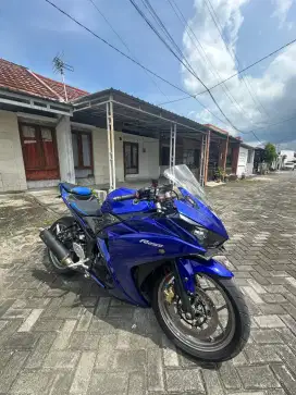 Dijual R25 biru tahun 2016