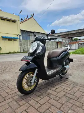 Honda Scoopy Prestige Hitam 2021