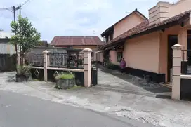 Tanah Luas Super Strategis Dekat Tugu Jogja, Siap Bangun Usaha!