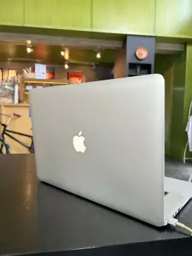 MACBOOK PRO JUAL BU