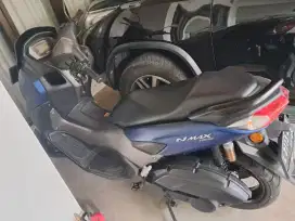 Di jual yamaha NMAX 2022