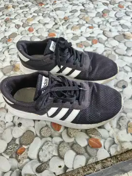 Sepatu adidas black white ori size 41 running lari