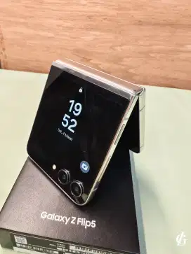 Samsung Z Flip 5 8/256 bekas resmi