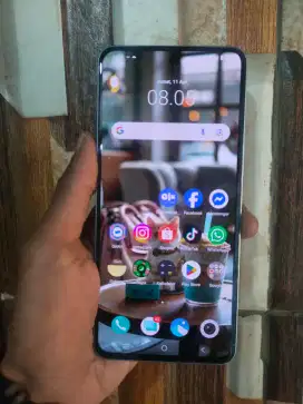 Vivo V29'E 5G 8+8/256 Snapdragon695 nfc hp Chasan